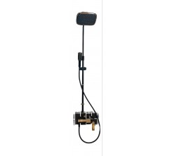 salle de bain accessoires robinet baignoire lavabo vasque tapis douchette poubelle