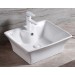 salle de bain accessoires robinet baignoire lavabo vasque tapis douchette poubelle
